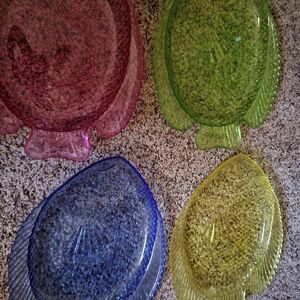 4 set plastic fish serveware